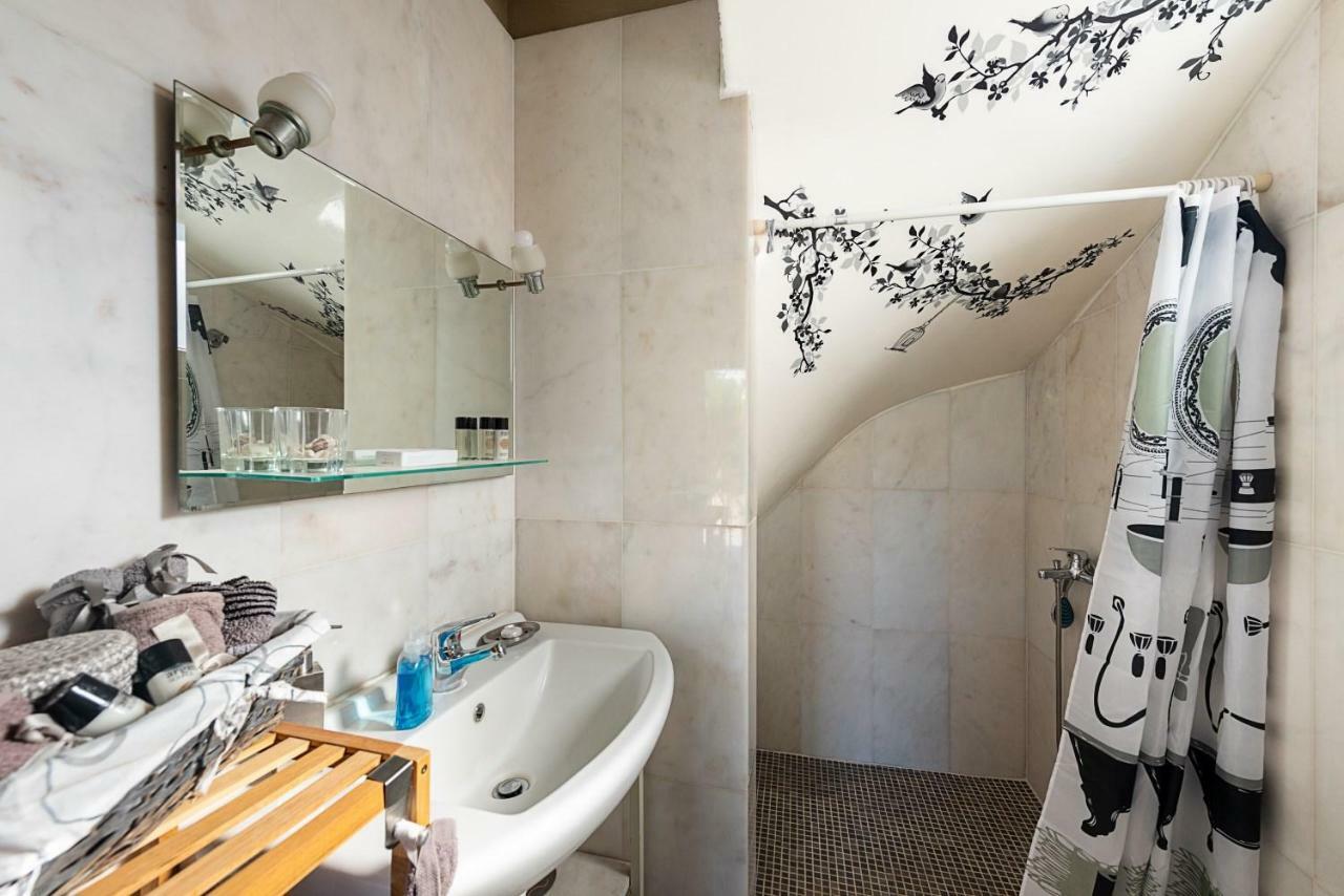 Nicole'S Garden Villa Kallithea  ภายนอก รูปภาพ